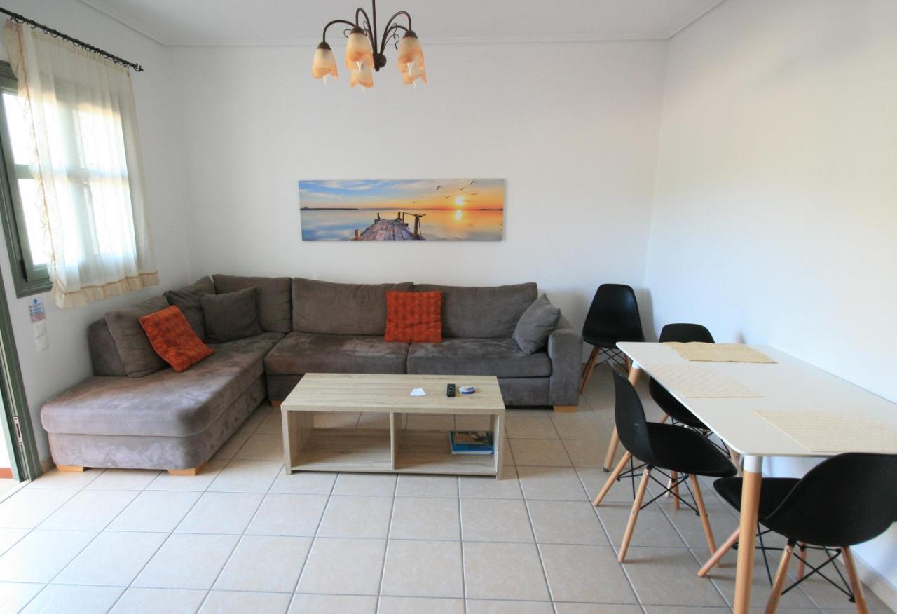 Lagoon View Apartments - Adults Only 拉瑟 外观 照片