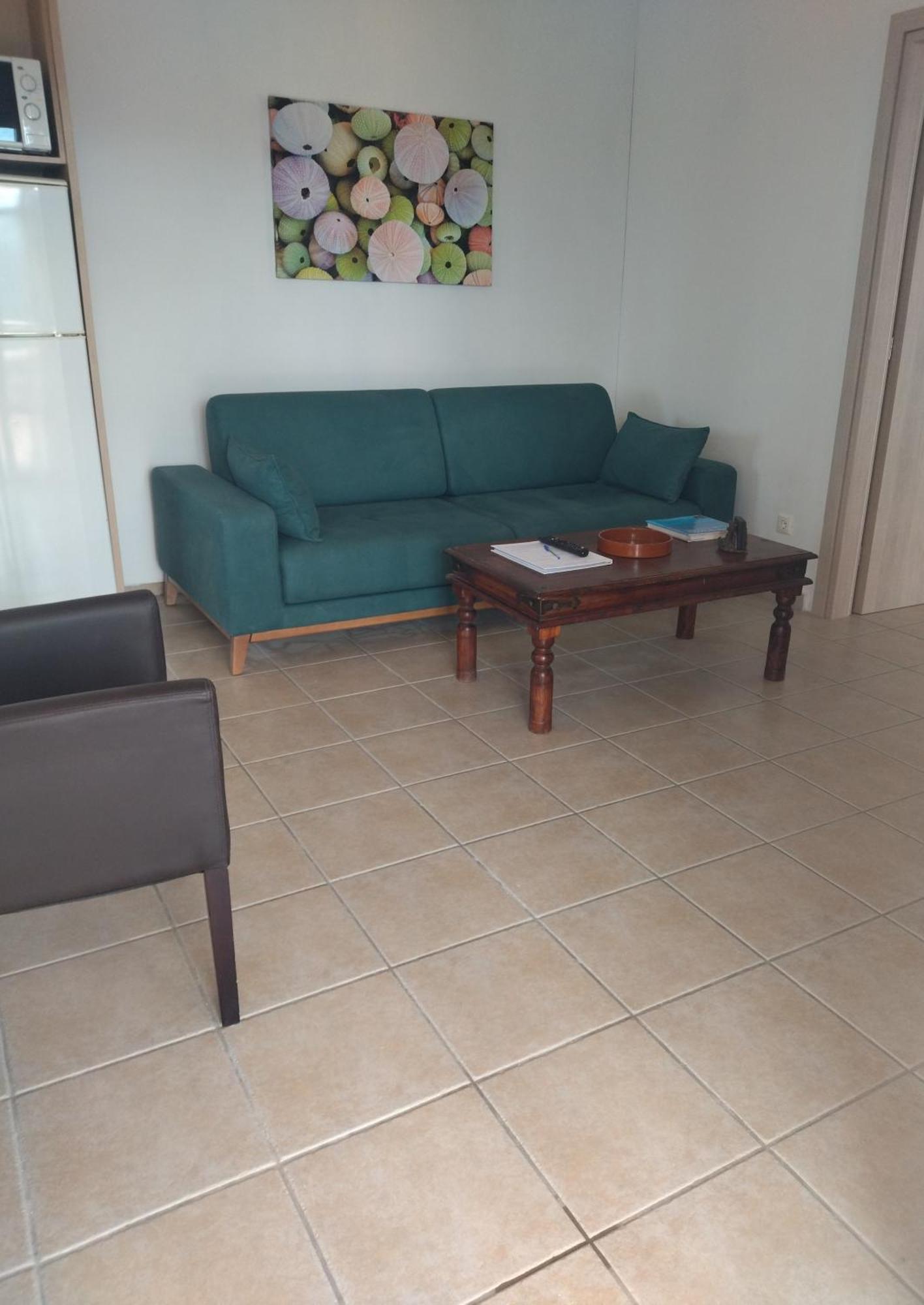 Lagoon View Apartments - Adults Only 拉瑟 外观 照片